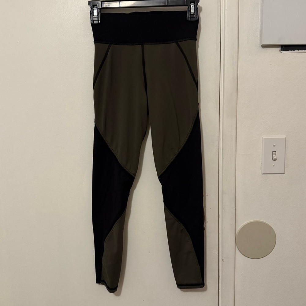 MICHI Black and Olive Leggings
